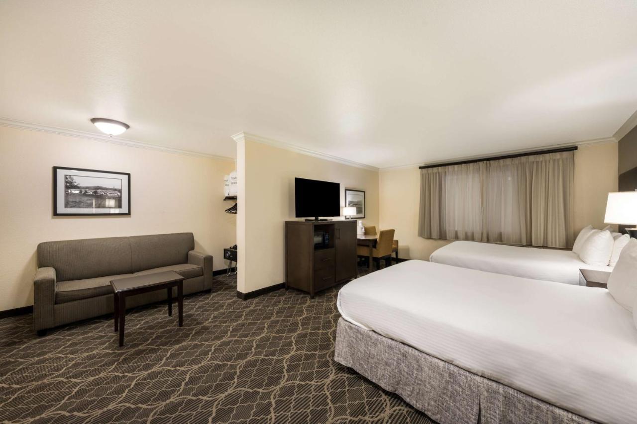 Best Western Danville Sycamore Inn Экстерьер фото